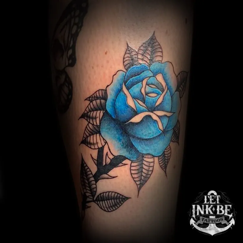 kleuren tattoo oldschool roos