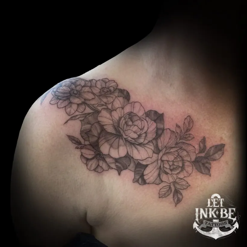 fine line tattoo pioenrozen