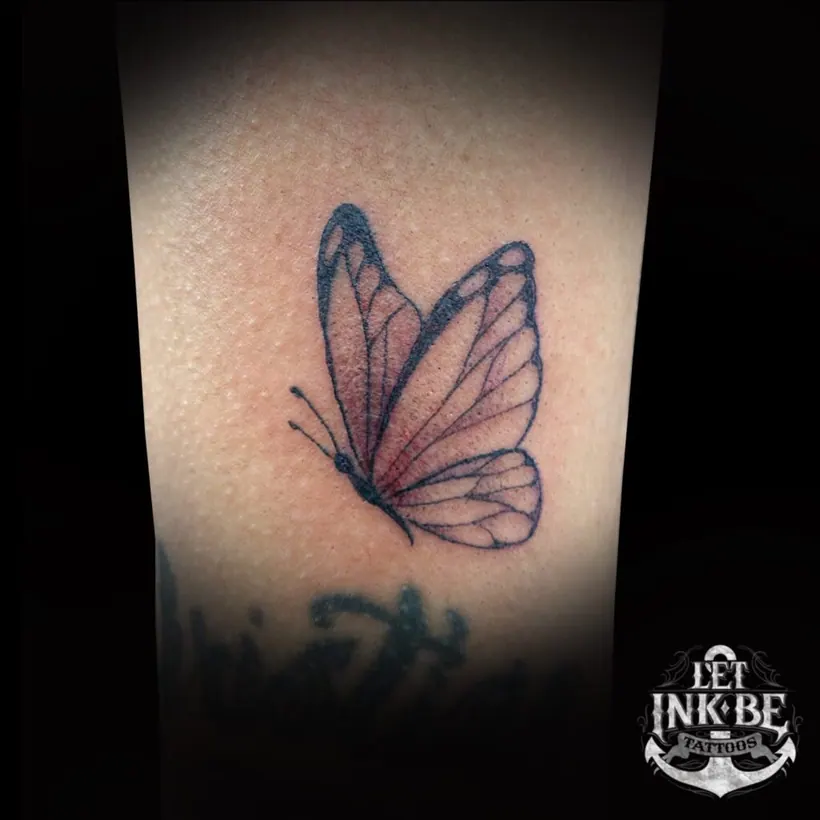animal tattoo vlinder